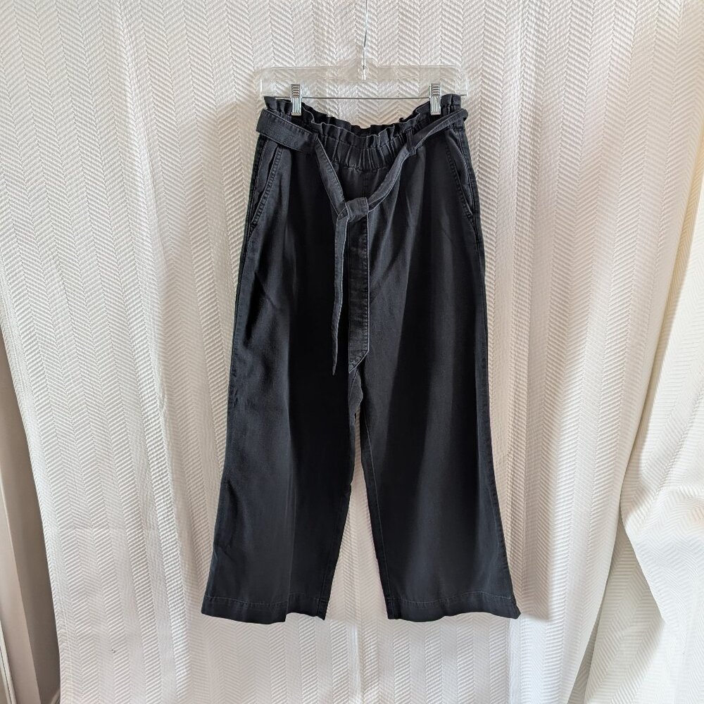 H&M Wide Leg High Waist Ankle Pants Size 8 Elastic Waist Pull on Minimalist